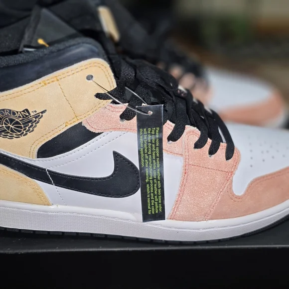 Nike Air Jordan 1 MID SE "Flight Club" Size 13 (Brand New W/ Box) - Picture 4 of 5